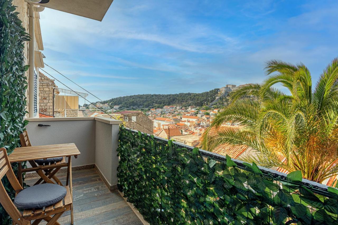 Villa Capitis In The Center- Exclusive Apartment Хвар Екстериор снимка