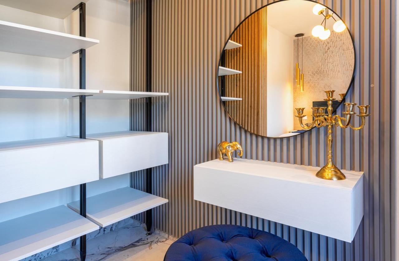 Villa Capitis In The Center- Exclusive Apartment Хвар Екстериор снимка